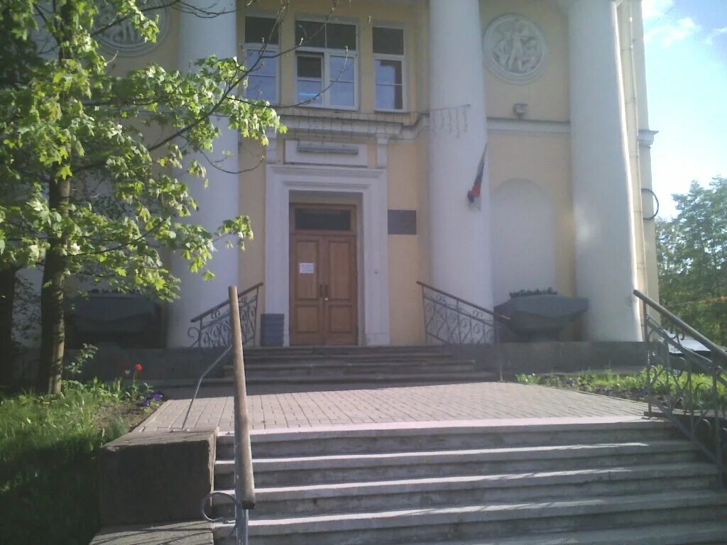 больница святого иоанна кронштадтского в кронштадте. больница в кронштадте взрослая. кронштадт, ул. кронштадт больница. роддом.