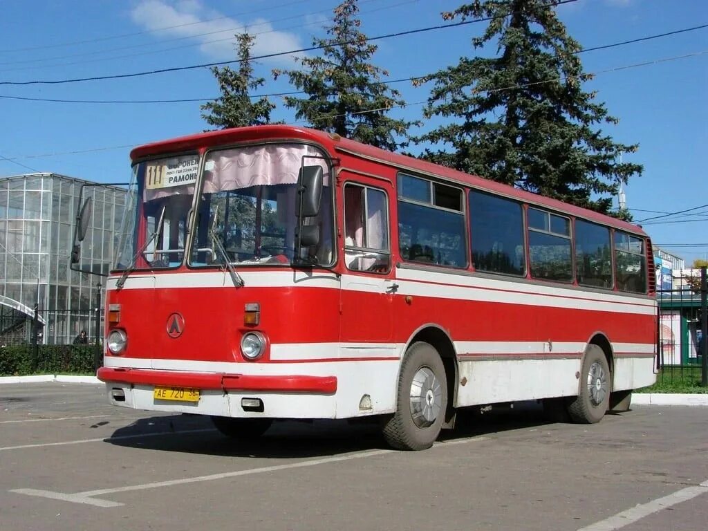 ЛАЗ 695н. ЛАЗ 695 горбатый. ЛАЗ 695 красный. ЛАЗ-ЛАЗ 695н.