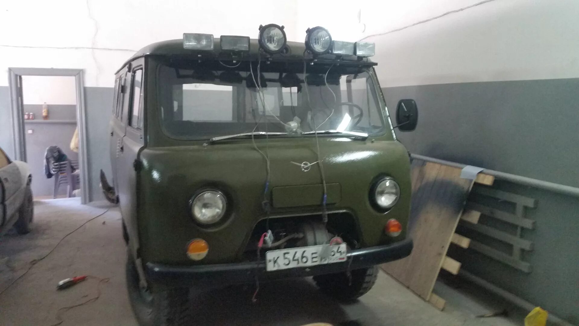 Оптика уаз буханка. Переключатель дальнего света уаз 469. Уаз 469 буханка. Фара уаз фермер. Свет на буханке.