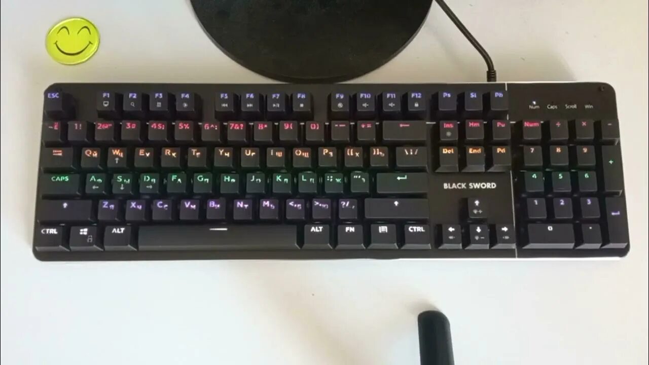 Механическая клавиатура Dexp Tanto RGB White купить в Уфе Электроника Авито