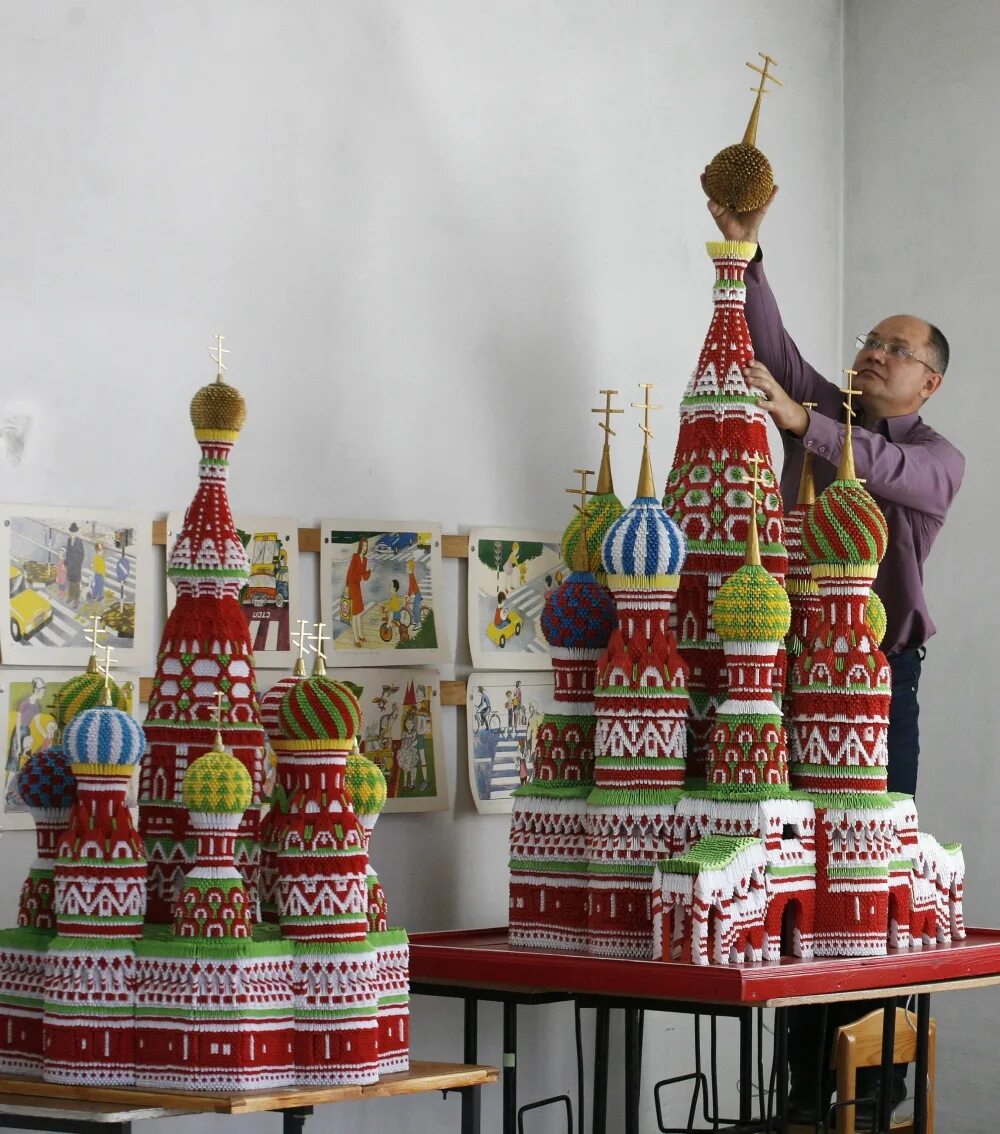 Храм василия блаженного оригами. Храм василия блаженного оригами. Храм василия блаженного оригами. Оригами храм василия блаженного. Оригами храм василия блаженного.