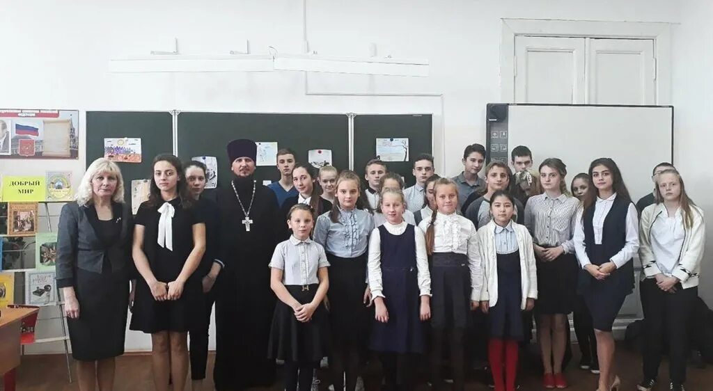 Сайт школы 22 орехово зуево. Школа 4 орехово-зуево. Учителя школы 22 орехово зуево. Школа 4 орехово-зуево. Школа номер 1 орехово-зуево.