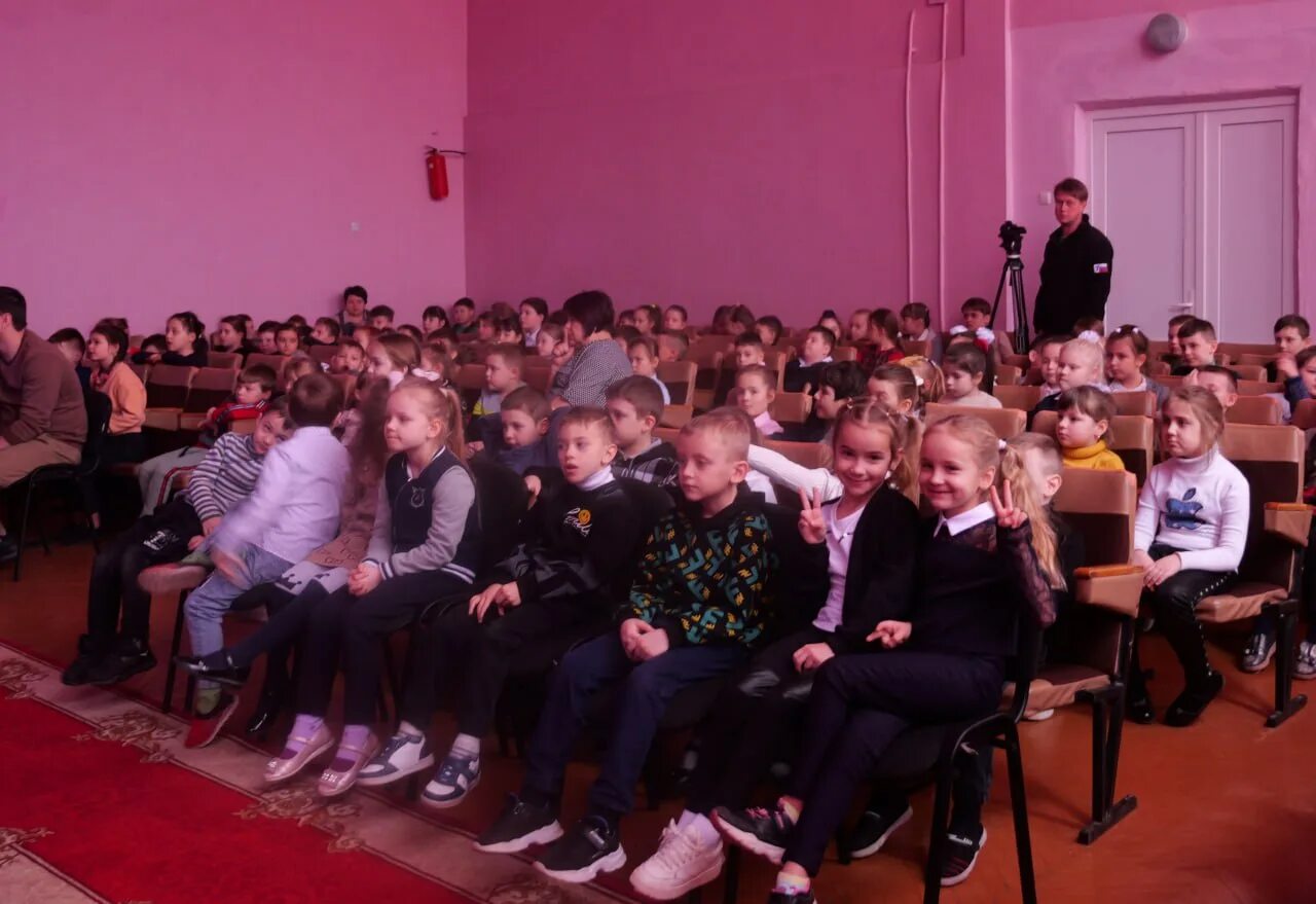 Концерт в парке. Филармония. Донецкая гастроль. Донецкая гастроль. Днр театр.