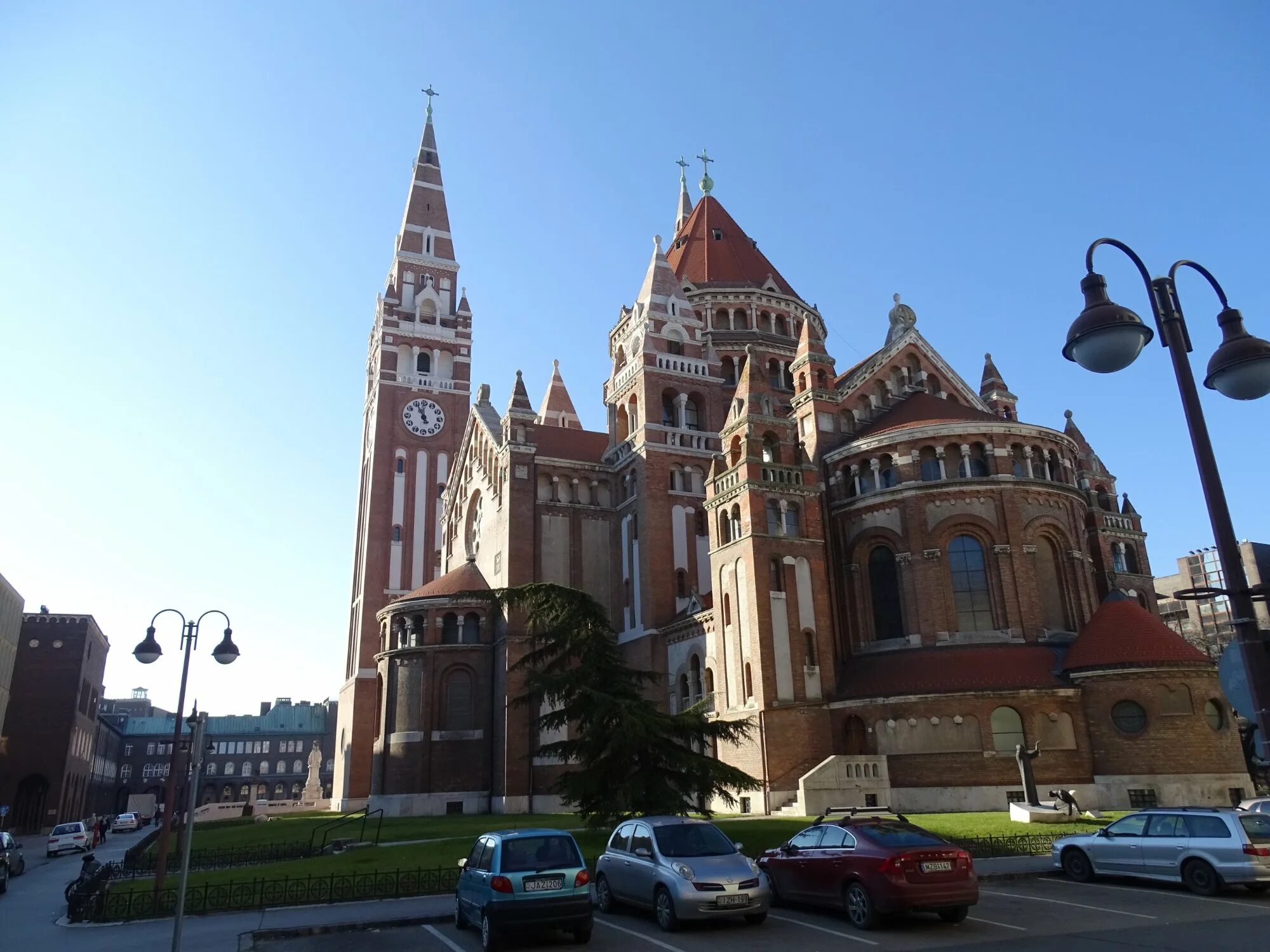Город Сегед. Сербия Сегед. Dвенгрия Сегед. Город Сегед Венгрия фото. Церковь обета