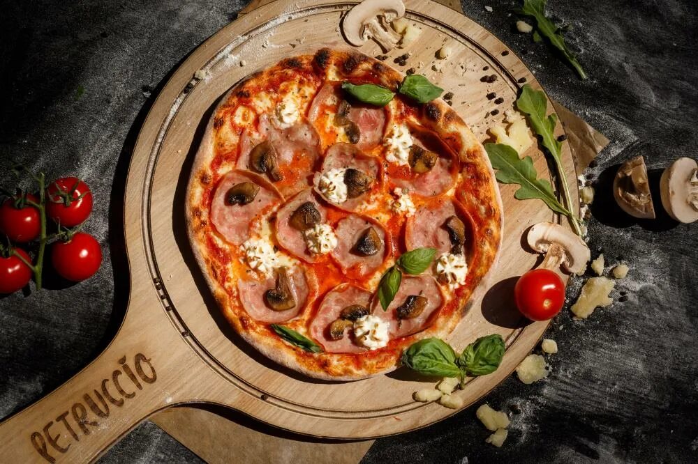 Петруччо пицца пермь меню. Petruccio pizza. Ресторан pizza pasta пермь. Пицца монтанара. Petruccio pizza.
