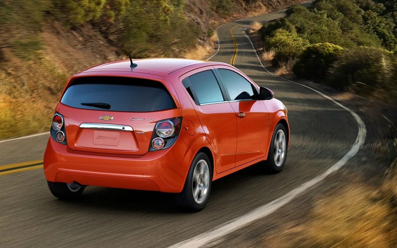 Шевроле хэтчбек. Chevrolet Sonic 2014. Шевроле Соник хэтчбек. Шевроле купе хэтчбек. Мод на хэтчбек