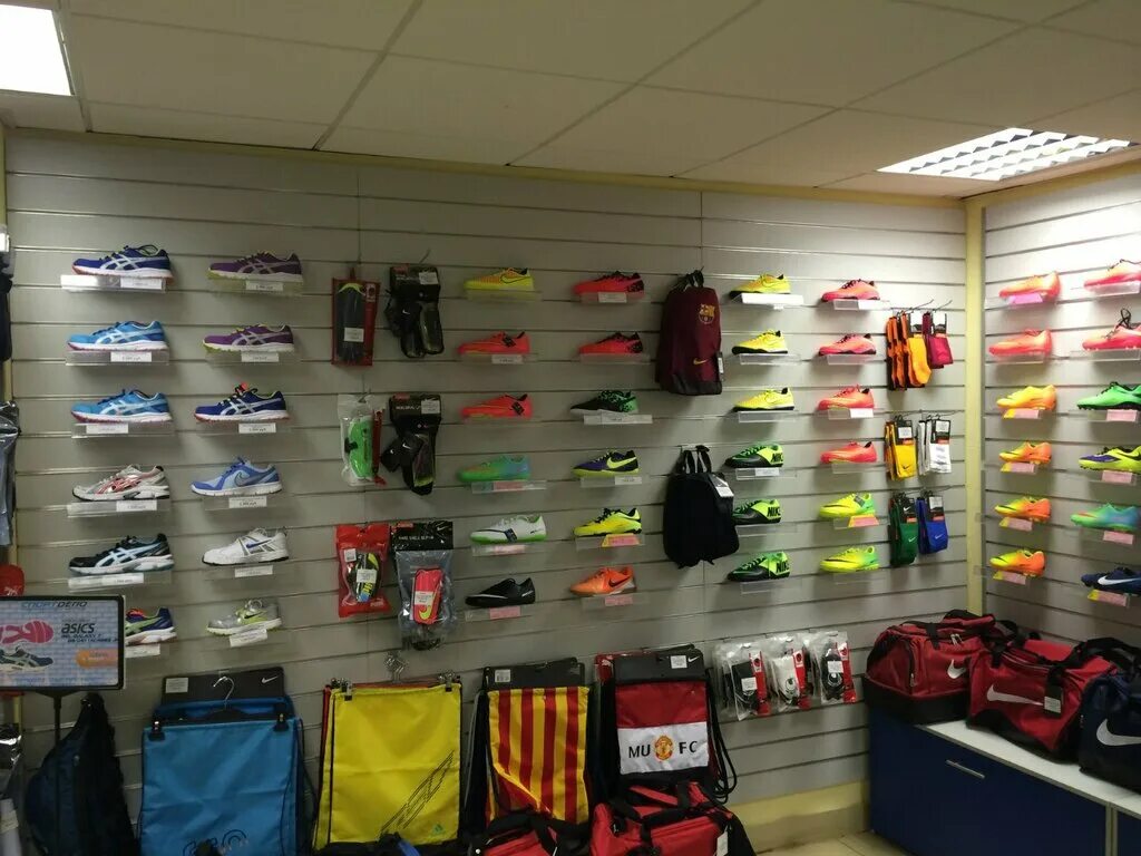 спортмазгазин дианамо. паллада спорт ессентуки. спортивный магазин улица. поселок игра спортивные магазины. ул сайкина 4 спортивный магазин.