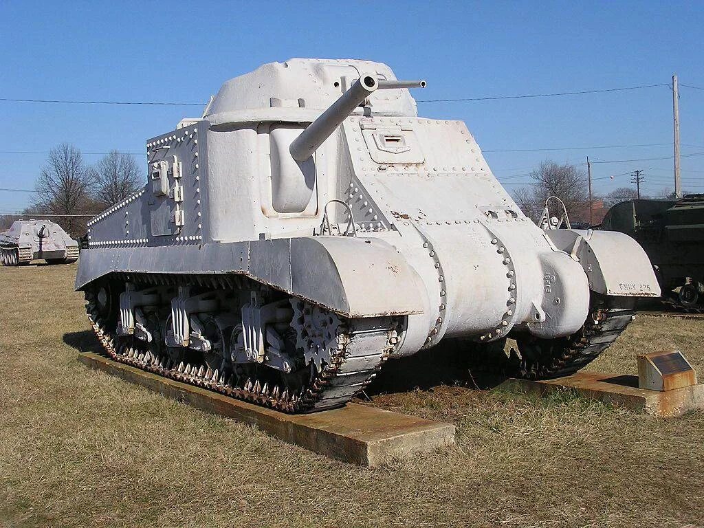 Танк ли 3. M3 Lee танк. M3 Grant танк. Американский танк m3. М-3 танк США.