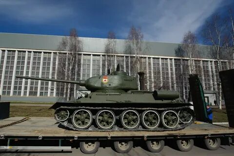 Уралвагонзавод трактор