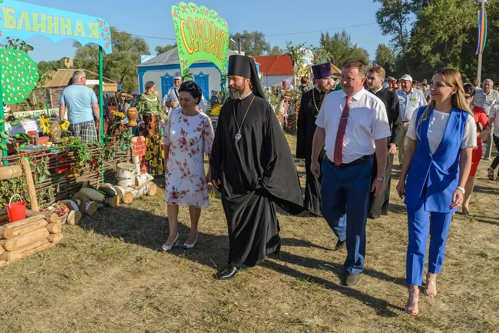 Казачье братство колодежное. Слобода сагуны подгоренского. Подгоренский. Посёлок городского типа подгоренский. Парк пгт подгоренский.