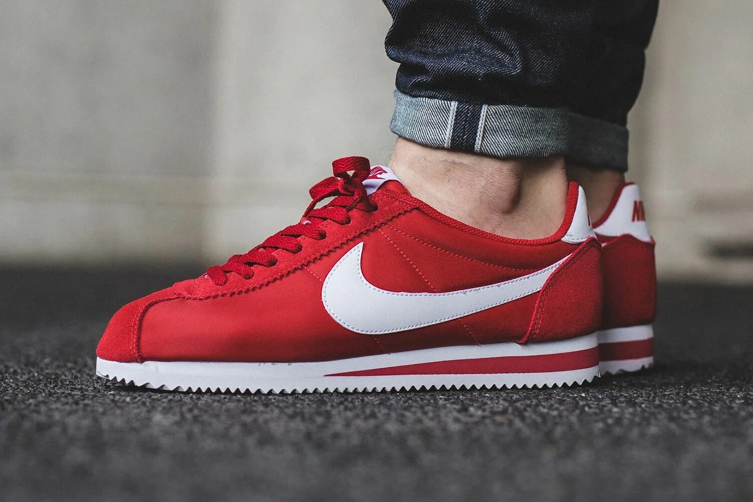 Классические найки. Nike Cortez красные. Nike Air Cortez. Nike Cortez Union Red Swoosh. Nike Cortez 2018.