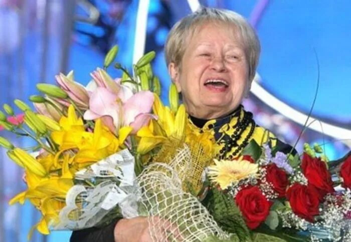 Сколько лет пахмутовой александре в 2025