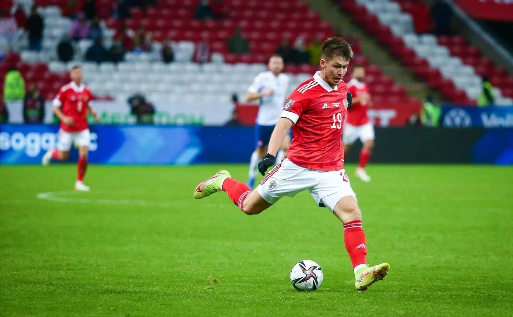 Футбол сборная сегодня прямой эфир. Футбол сборная сегодня прямой эфир. Футбол сборная сегодня прямой эфир. Футбольный матч прямой эфир. Спортивные трансляции футбол.