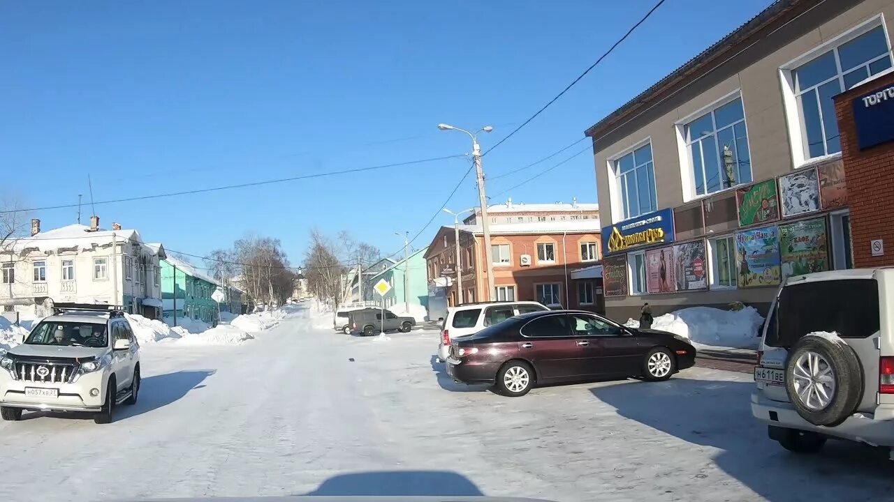 Аэровокзал Николаевск-на-Амуре. Николаевск на Амуре аэропорт. Аэропорт города Николаевск на Амуре. Старый аэропорт Николаевск на Амуре. Машина в николаевске на амуре