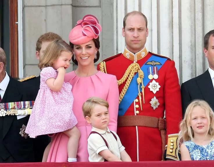 The changing face of the british family. Герцог кембриджский георг. парад принцесс. trooping the colour 2017. prince william &amp; kate: trooping the colour parade!.