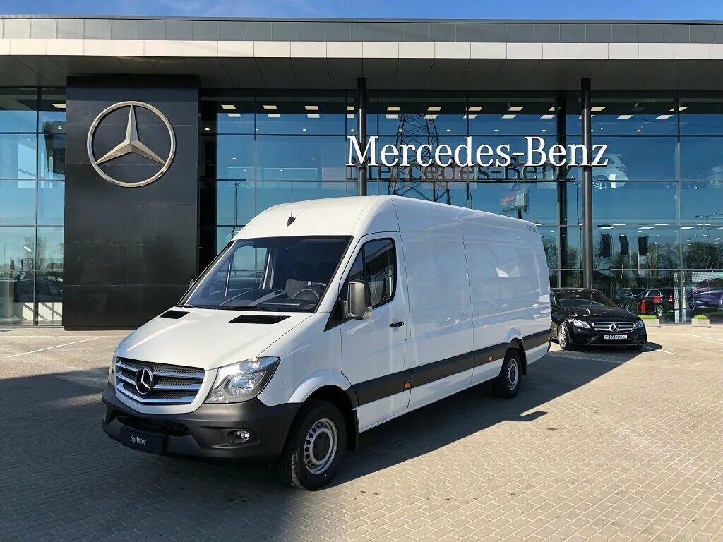 Мерседес дизельный спринтер. Mercedes Sprinter 2018. Мерседес Спринтер 2018. Мерседес Спринтер цельнометаллический фургон 2020. Мерседес Бенц Спринтер 2018 года.