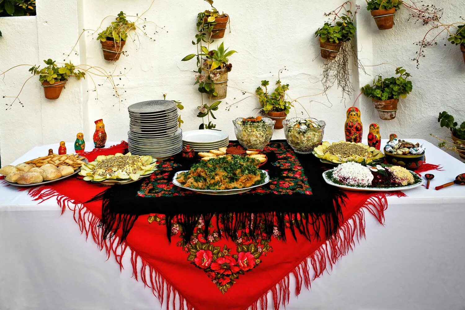 Мексиканские декорации. Оформление в испанию. Виза в испанию. Вечеринка в испанском стиле. Мексиканская вечеринка украшения.