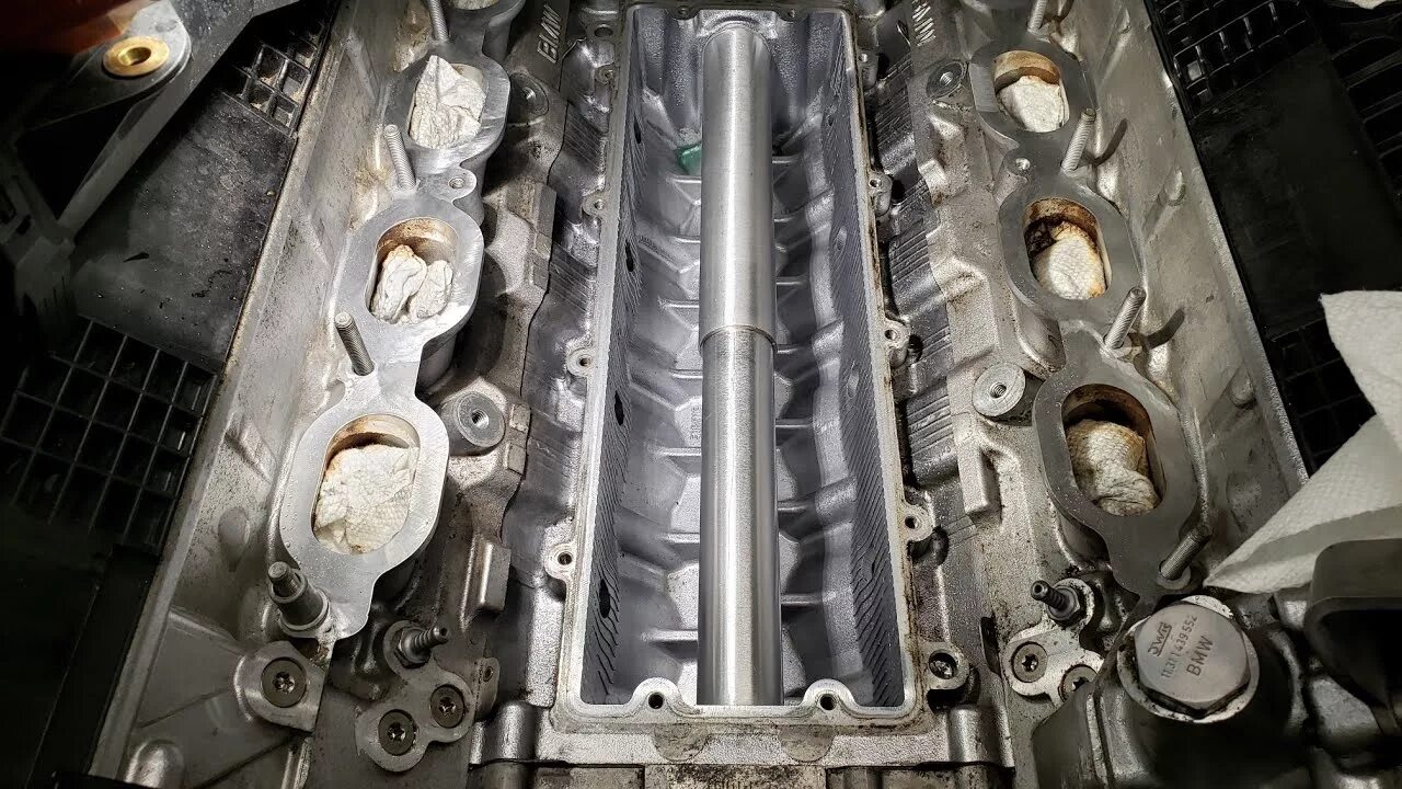 1. Трубка в развале n62. Распределитель мрс 70. 4. Гидрораспределитель мрс 63.