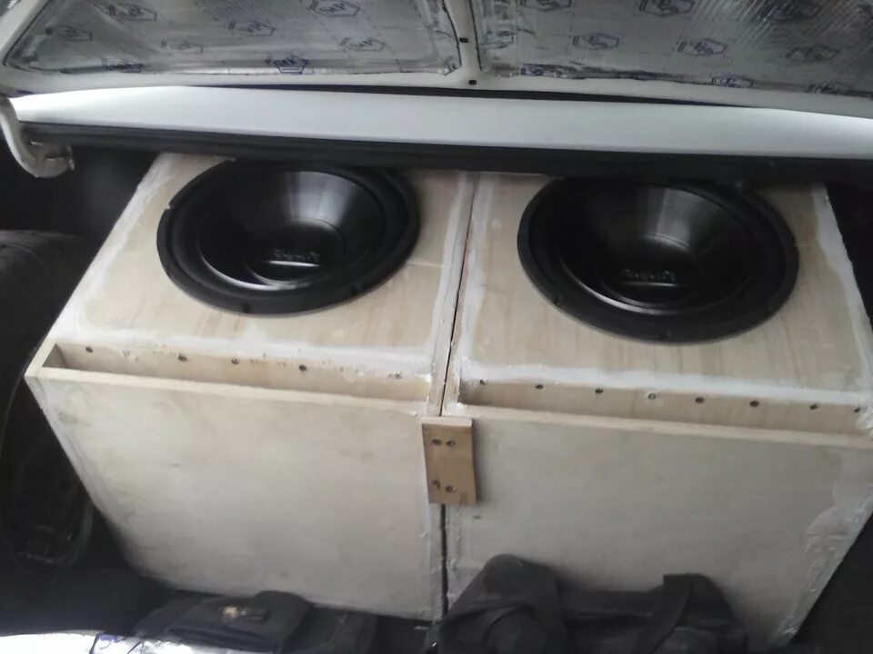 Короб 2х15 фи fx38. 2. 2 12 сабвуфера. Автозвук короб 2-12. Короб под 2 15 прайд лп.