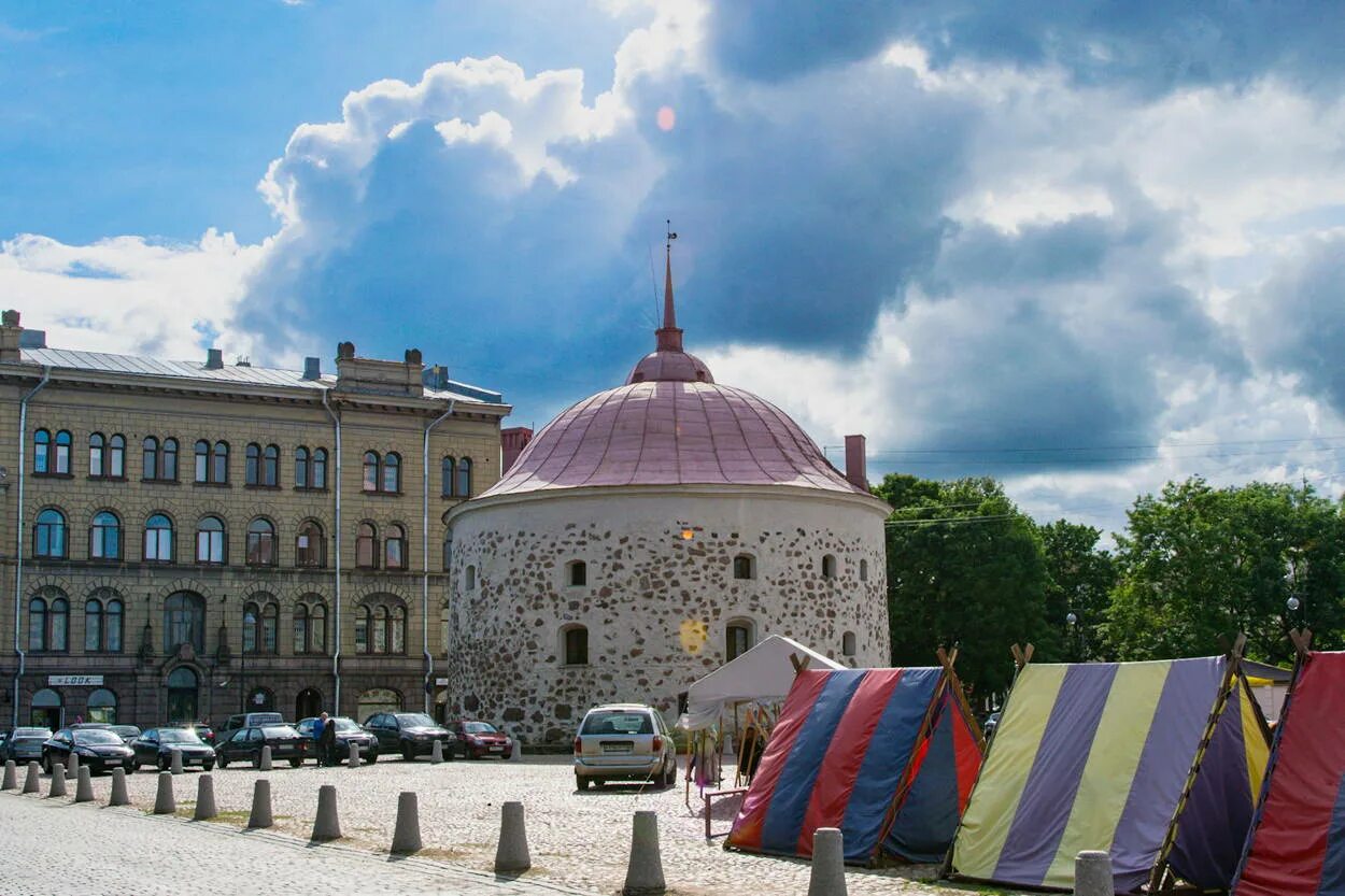 Город Выборг экскурсия. Рыночная площадь Выборг. Выборг прогулка по городу. Выборг русская Швеция. Спб выборг экскурсии на 1 день