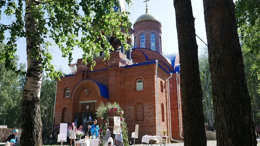Храм достойно есть расписание. Храм иконы божией матери миасс. церковь иконы божьей матери достойна есть миасс. челябинская область миасское церковь. миасское есть церковь.