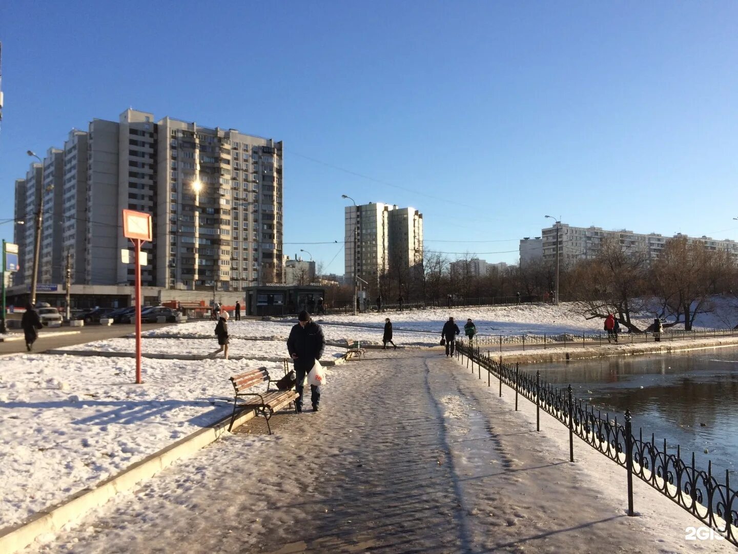 Школа 556 днепропетровская улица 25а. Чертановская ул. Чертановская 13. Улица чертановская 15. Россошанская улица 13 дом.