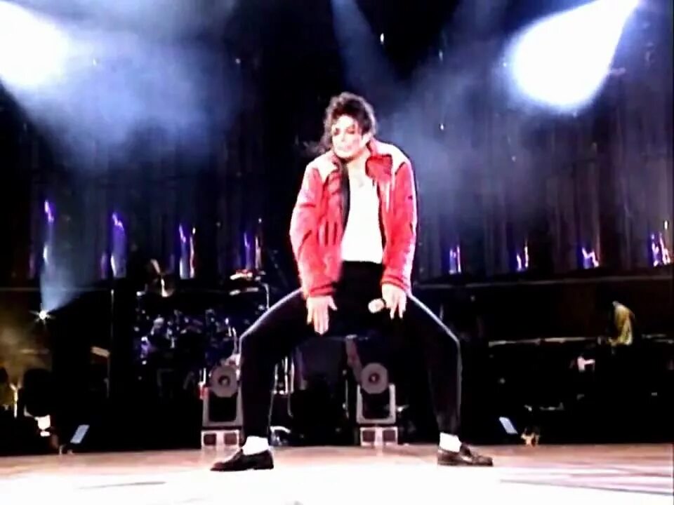 Песня beat it. Концерт Майкла Джексона в Бухаресте 1992. Michael Jackson 1997. Michael Jackson Beat it 1997.