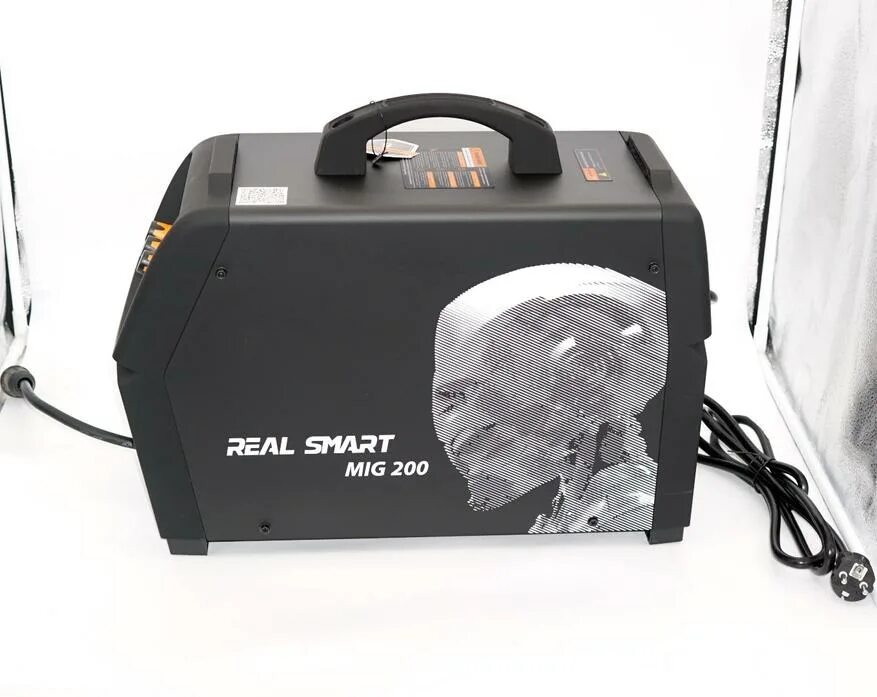 Сварог pro smart mig. Real smart mig 200. полуавтомат сварог реал миг 200. сварог полуавтомат mig 200 real смарт. сварог mig 200 real smart n2a5 black.