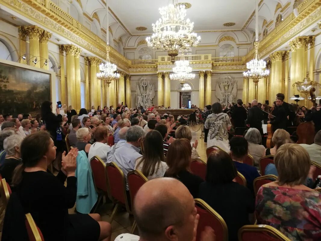 большой итальянский просвет нового эрмитажа концерты. концерты в эрмитаже санкт петербурга. концерты в эрмитаже санкт петербурга. театр эрмитаж петербург. гос академический симфонический оркестр спб.