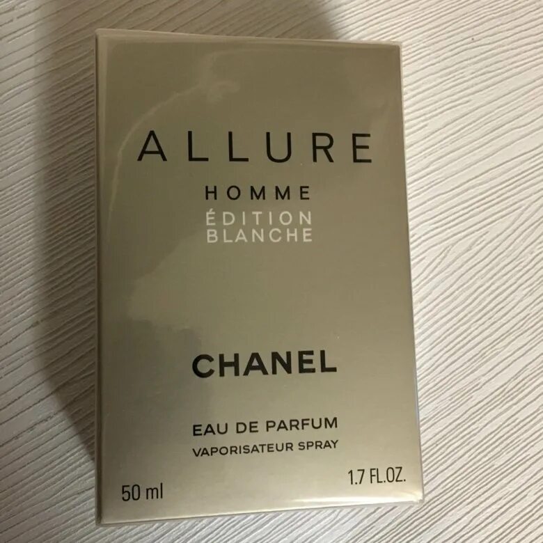 Chanel allure homme blanche. Chanel Allure homme Sport Edition Blanche. Allure homme Sport Edition Blanche dupe. Духи Allure homme Education Blanche. Chanel Allure homme Edition Blanche срок годности где указан.