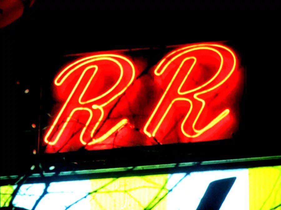 Double r это. Кафе 2r твин пикс. дабл р. double r.