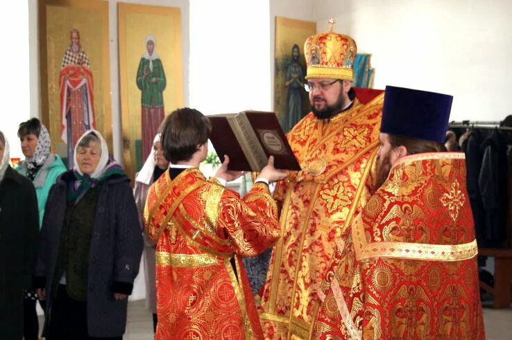 иннокентия в бескудникове. священники в храме святого иннокентия в бескудниково. богослужение в храме иннокентия. епископ уссурийский иннокентий. богослужение в храме иннокентия.