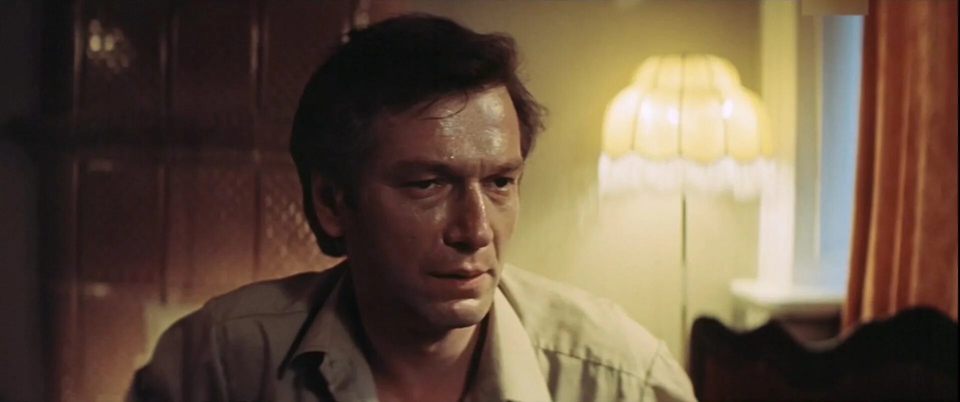 Человек который брал интервью фильм 1986. У человека берут интервью. Человек который брал интервью 1986. Александр каверзнев. Ливанов аристарх и василий.