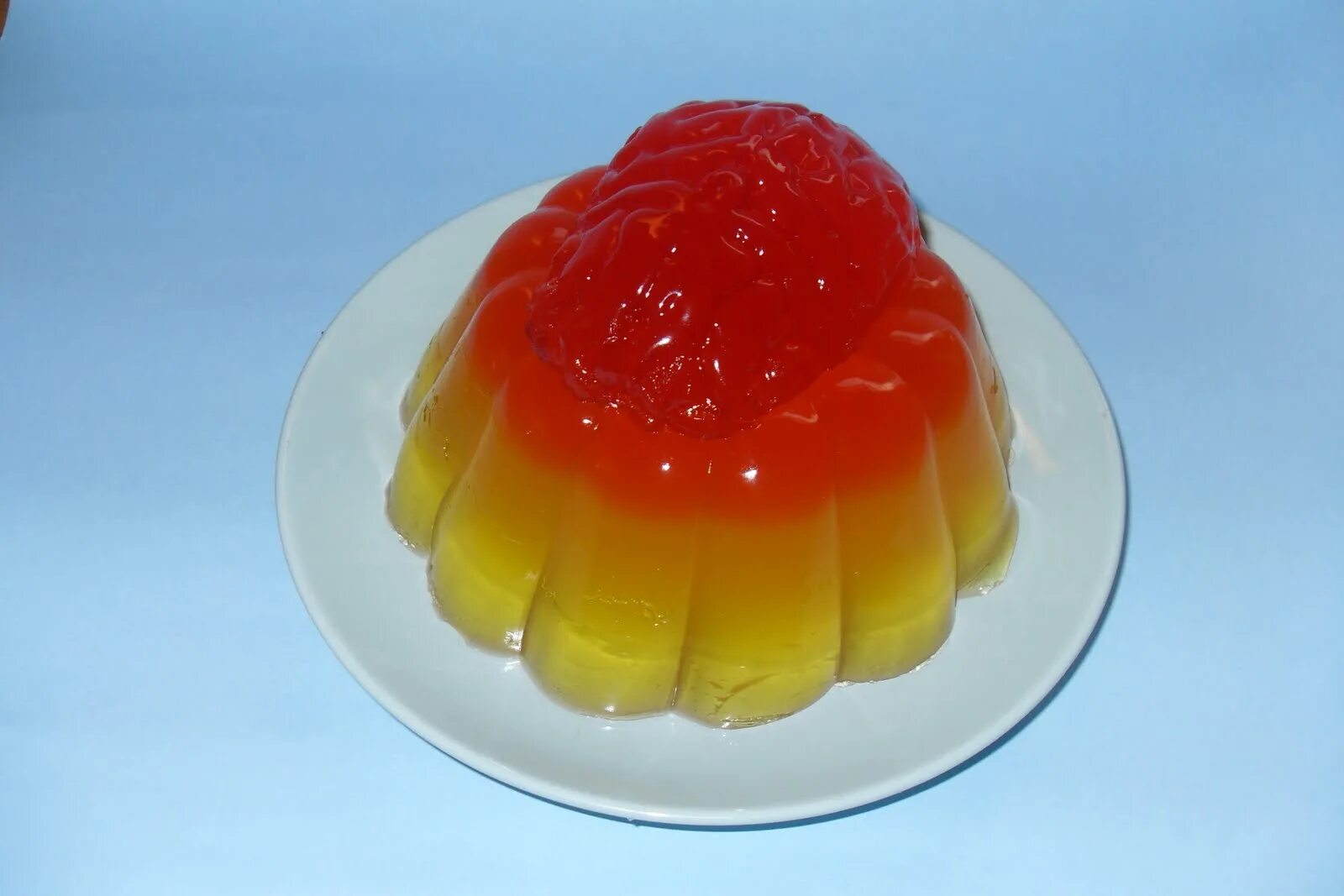 Jelly mine. Gelatin желе. Желе Джелли Джелли Джелли. Желе МОСКОВИТ. Желе Джелли фрукты.