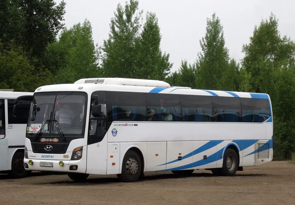 Ярославль казань автобус. 2558 Hyundai Universe Space Luxury (43), ак292 35. Hyundai Universe Space Luxury Казань Уфа. Hyundai Universe Luxury. Уфа-Казань автобус.