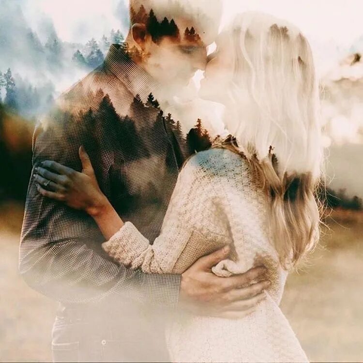 Эффект двойной экспозиции любовь. Двойная экспозиция свадьба. Любовная экспозиция. Выставка чжан хуань эрмитаж. Галерея гум-red-line.