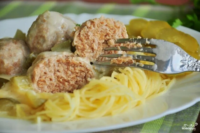 Клопсы кенигсбергские что это. Кёнигсбергские клопсы. клопсы блюдо. кёнигсбергские клопсы блюдо. клопсы в калининграде.