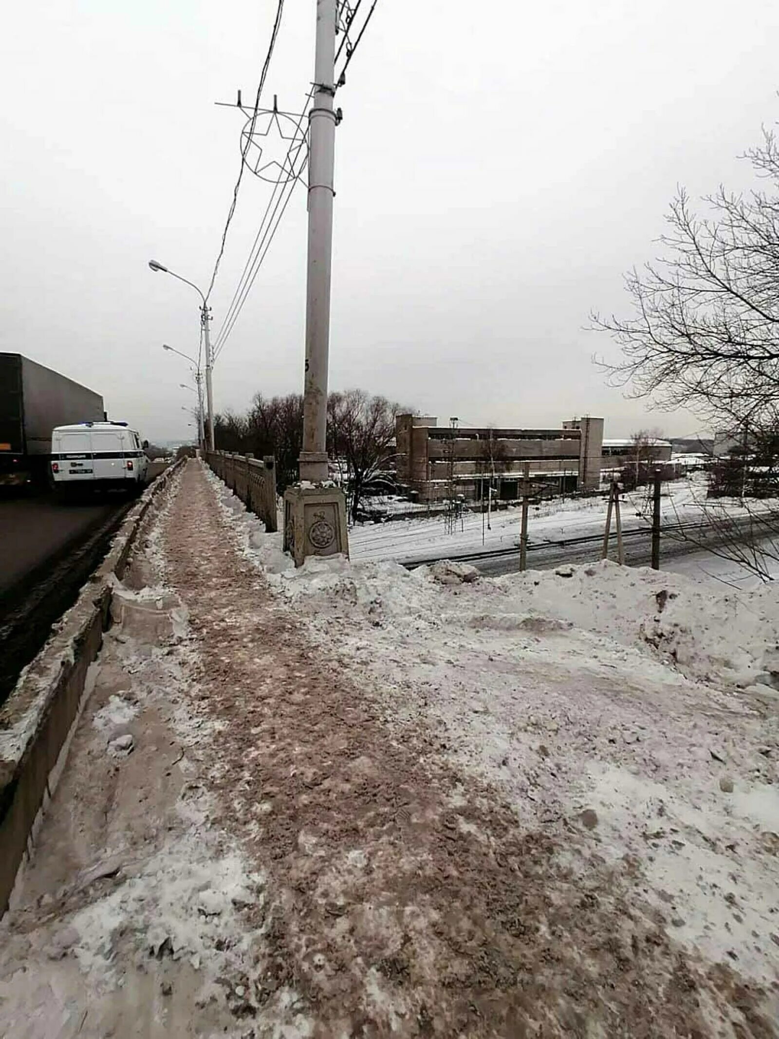 Беспилотник в уфе упал в черниковке. Шумавцовском мосту. Мост эстакада. Шумавцовский мост Уфа. Мост путепровод виадук.