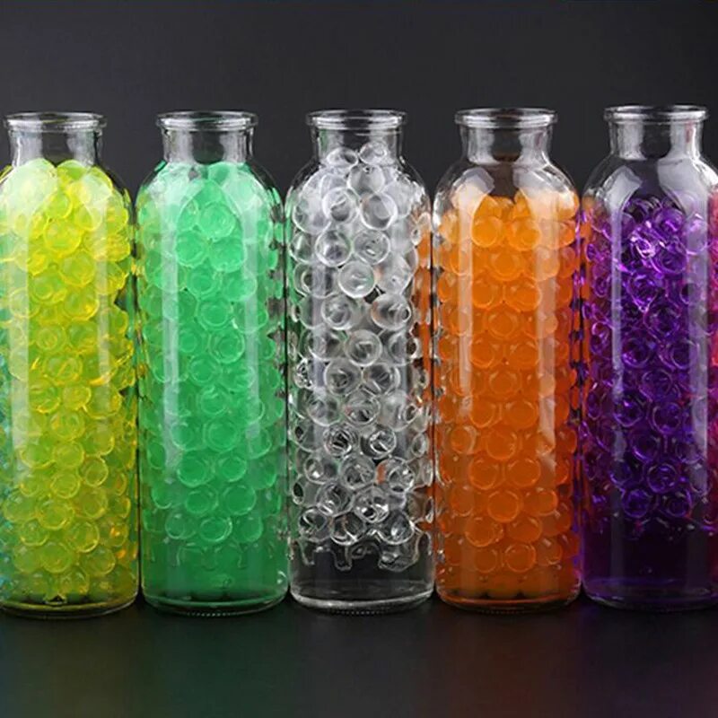 Цветные бутылочки. Цветные декоративные бутылки. Цветная вода в бутылке. Декоративная бутылка для воды. Цветные бутылочки для декора.