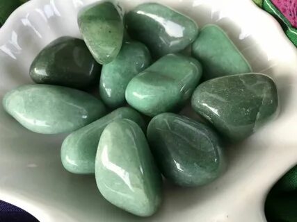 Зеленый камень игра