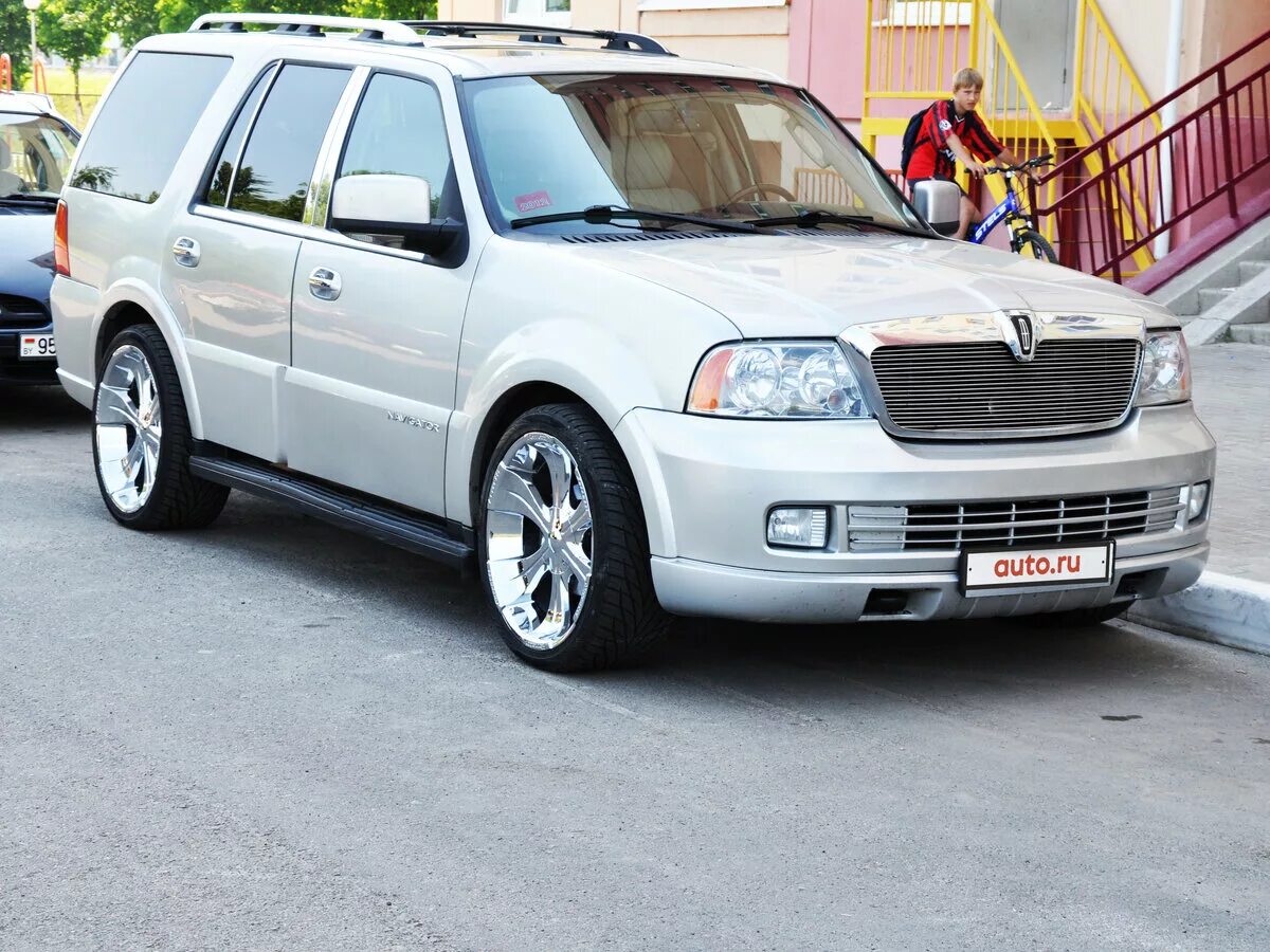 Lincoln navigator 2. машина  2003 lincoln navigator. Lincoln navigator 2005. Lincoln navigator 2003. Lincoln navigator 2.