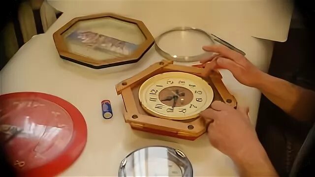 Эти часы не шли 30 лет, ремонт старых часов - YouTube