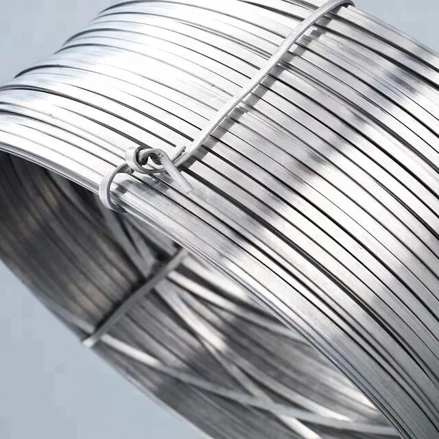 Проволока для рукоделия 2 мм для скручивания. Пружинная плоская проволока 0. Стальная катаная проволока плоская. Алюминиевая проволока 1. Плоская алюминиевая проволока 3мм.