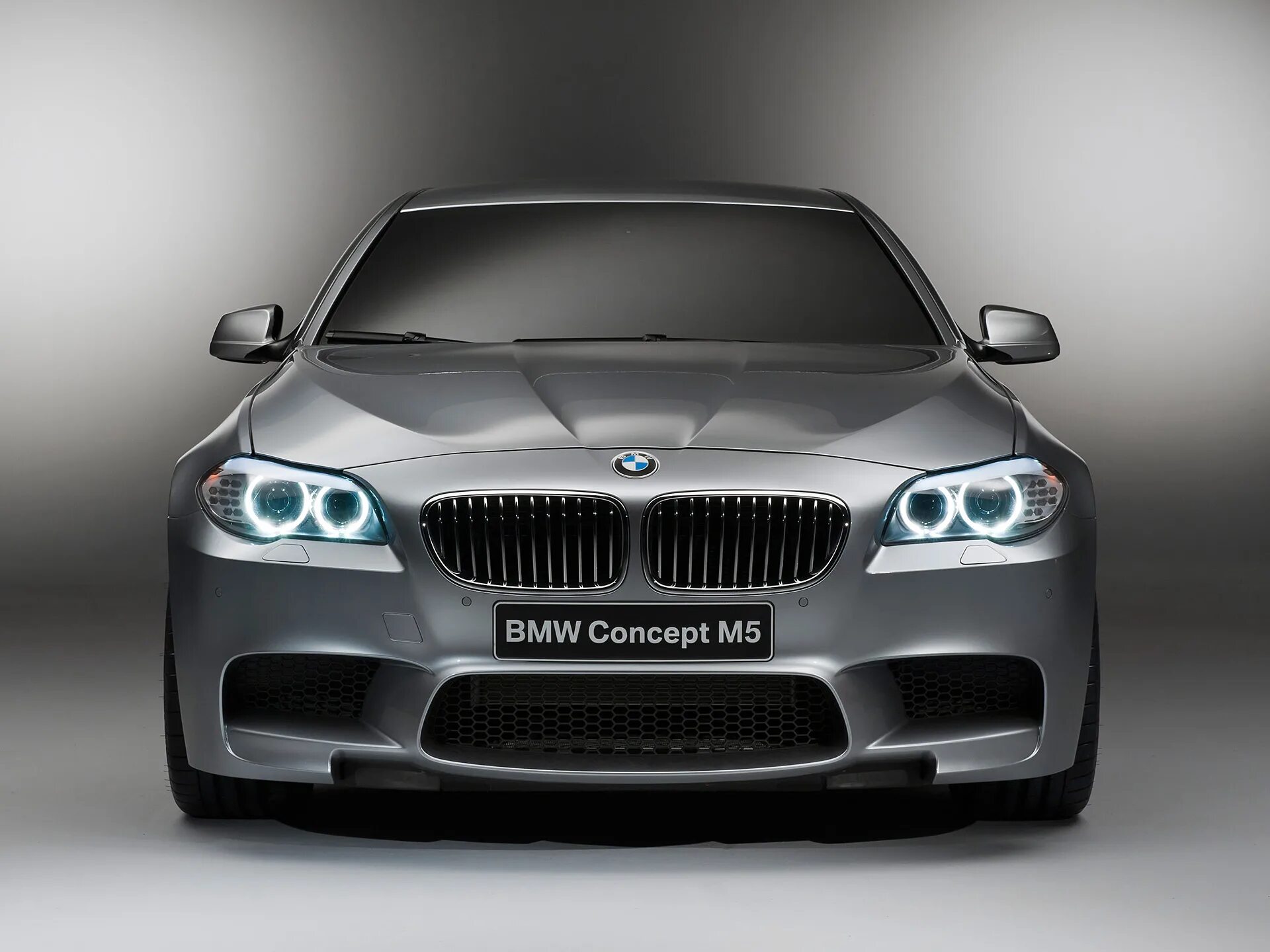 Т и м 5 7. Машина BMW m5. БМВ m5 f10. BMW m5 Concept. BMW m5 спереди.