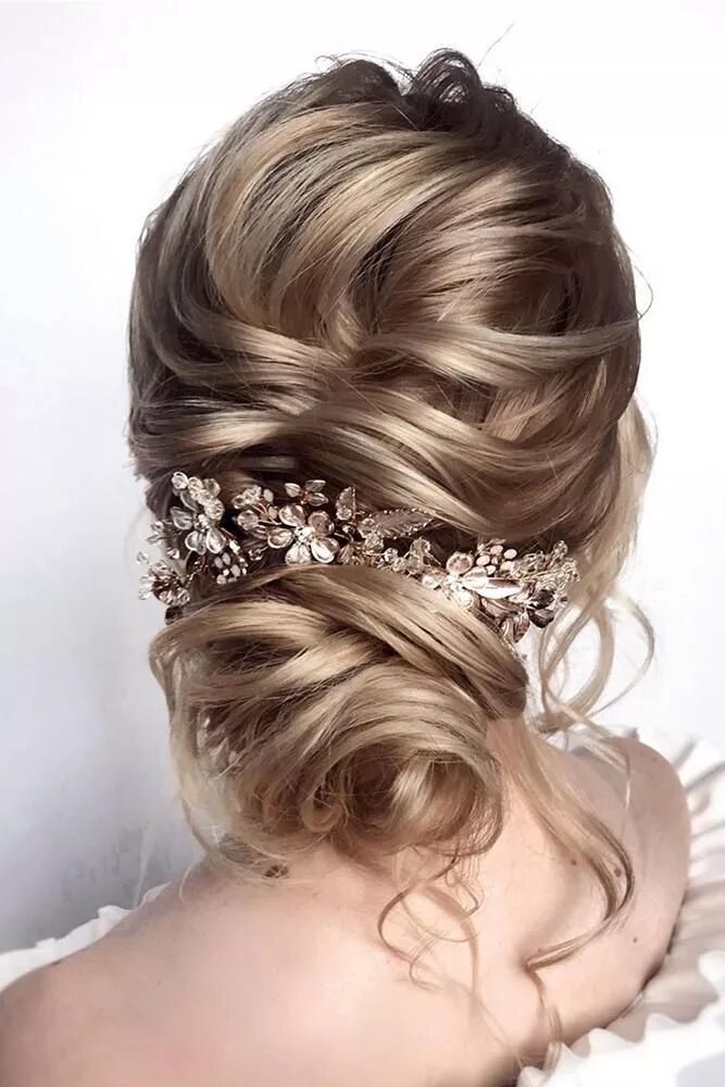 Pin by Nina Diercks on Peinados boda Wedding hairstyles for long hair, Wedding h