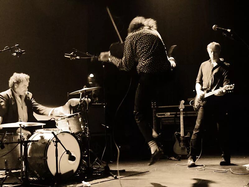 Dirty three. группа dirty three. Ocean song. Two fingers muadeep banished soundcloud. группа dirty three.