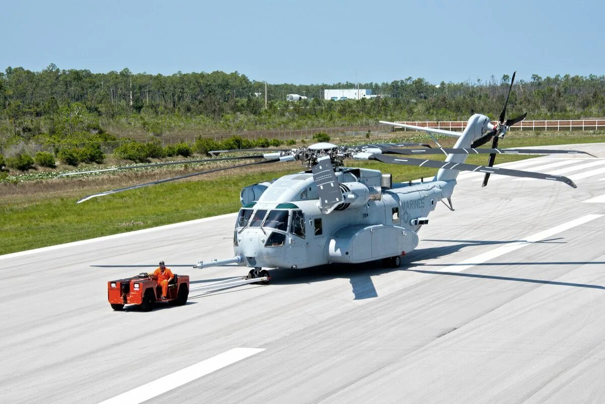 Самый лучший вертолет в мире. Сикорский ch-53k king stallion. вертолет ch 53k. вертолет ch-53k king stallion. sikorsky ch-53k king stallion с радаром.