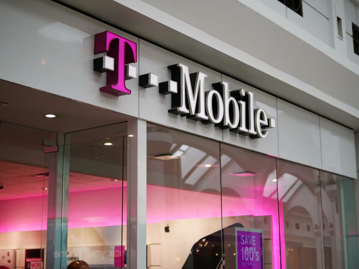 If is mobile. T mobile. t mobile store. t mobile chicago.
