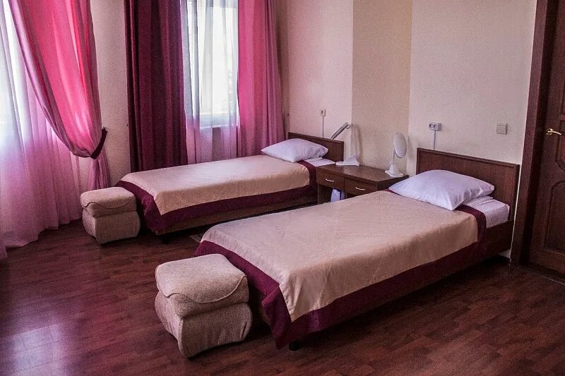 Санаторий звездный в горячем ключе краснодарский край. Санаторий звездный горячий ключ. Санаторий звездный в горячем ключе. Санаторий горячий ключ краснодарский край. Санаторий звездный в горячем ключе краснодарский край.
