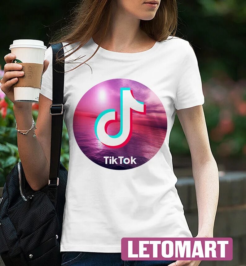 Tik Tok футболка. Футболка с логотипом тик ток. Футболка тик ток для девочек. Надпись на футболку тик ток.